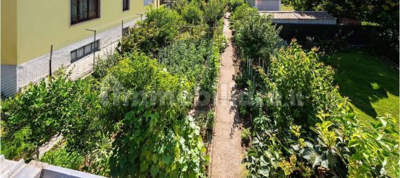 2 bedrooms Apartment in Saronno, Italy No. 266365 4