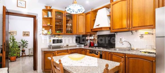 2 bedrooms Apartment in Saronno, Italy No. 266365 5