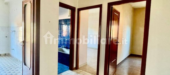2 Schlafzimmer Wohnung in Rome, Italy, Nr. 108124 5