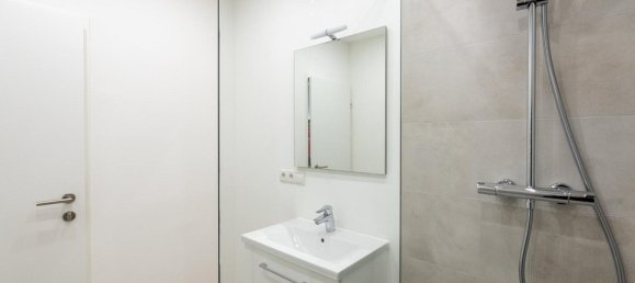 3غرفة شقة في Dobling, Austria رقم 127331 10