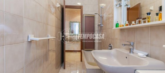 2 rooms Apartment in Milan, Italy No. 246366 10