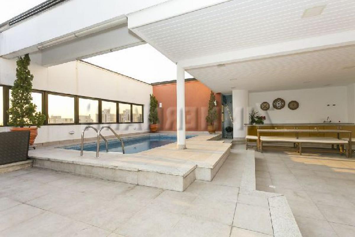 Дом с 5 спальнями в Сан-Паулу, Бразилия № 586556