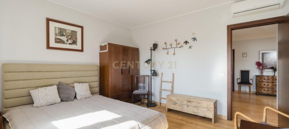 5 bedrooms Villa in Cascais, Portugal No. 133163 20