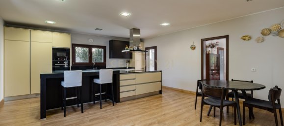 5 bedrooms Villa in Cascais, Portugal No. 133163 14