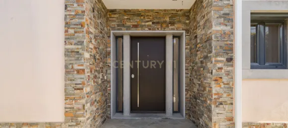 5 bedrooms Villa in Cascais, Portugal No. 133163 4