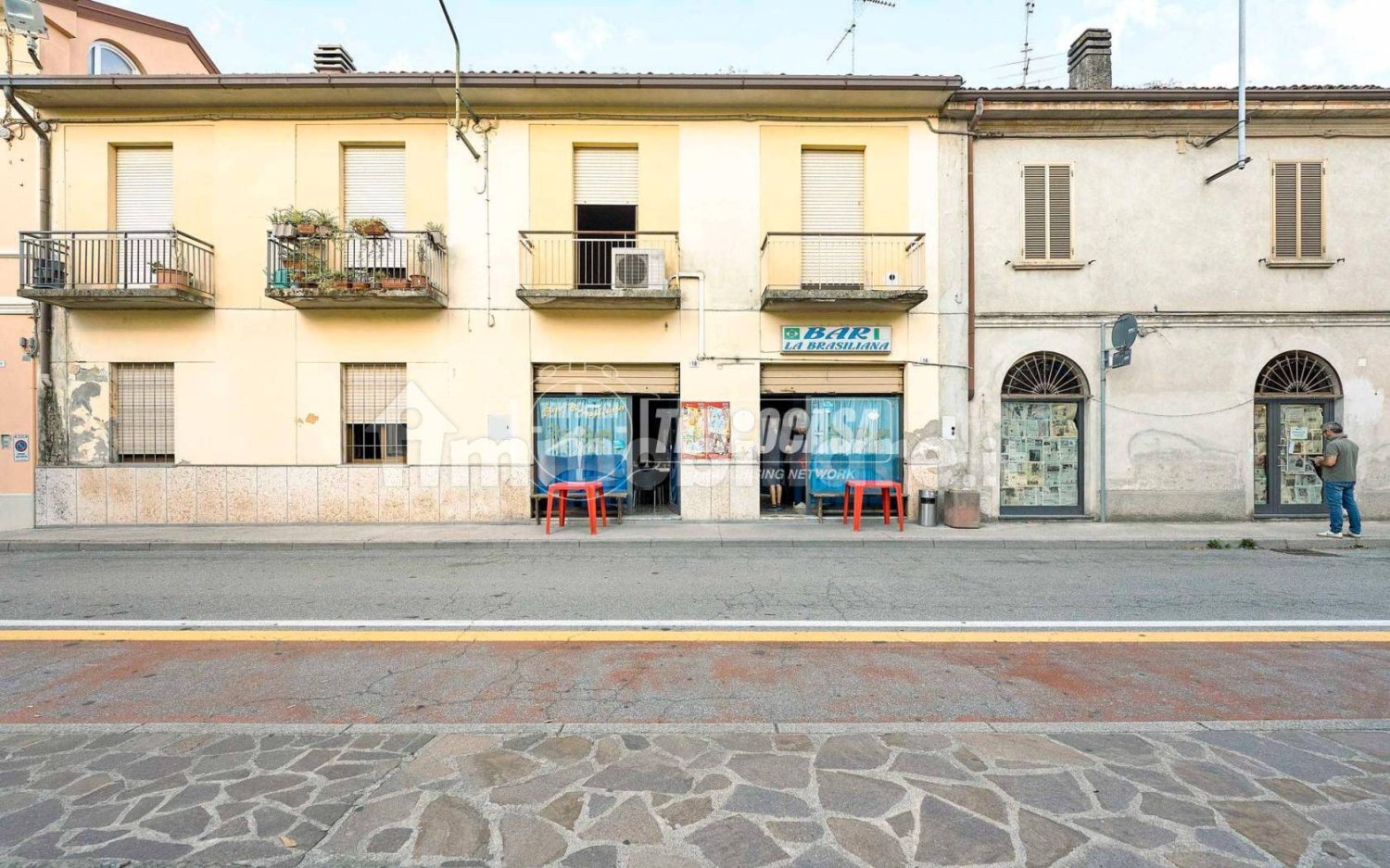  عقار تجاري في Castelverde, Italy 144متر مربع رقم 295843