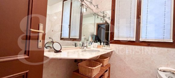 3 غرف نوم فيلا في Monte San Pietro, Italy رقم 212866 9