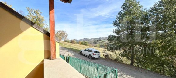 3 غرف نوم فيلا في Monte San Pietro, Italy رقم 212866 28