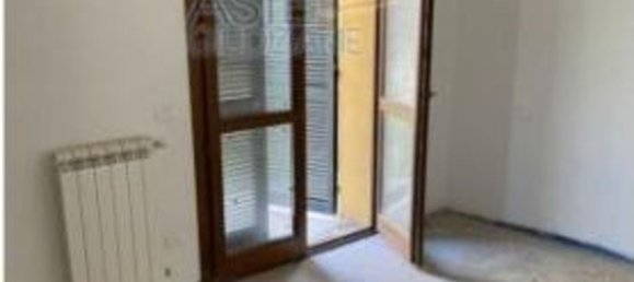 3 rooms Apartment in Livorno, Italy No. 41734 13