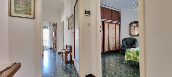 7 rooms Apartment in Camaiore, Italy No. 27600 9