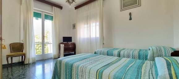 7 rooms Apartment in Camaiore, Italy No. 27600 12