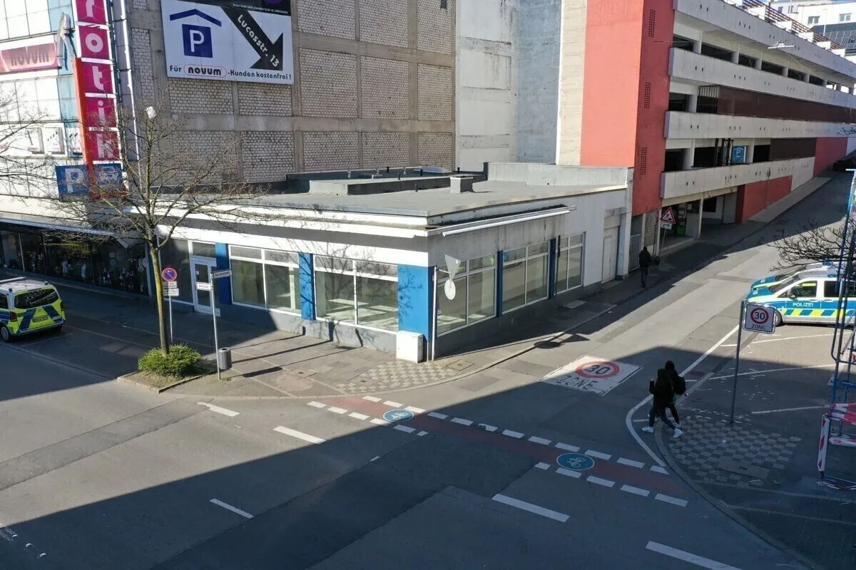 310m² Commercial property in Wuppertal, Germany No. 87388