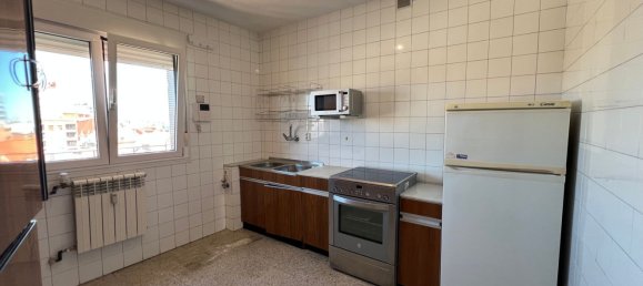 2 chambres Appartement à Gijon, Spain No. 169898 8