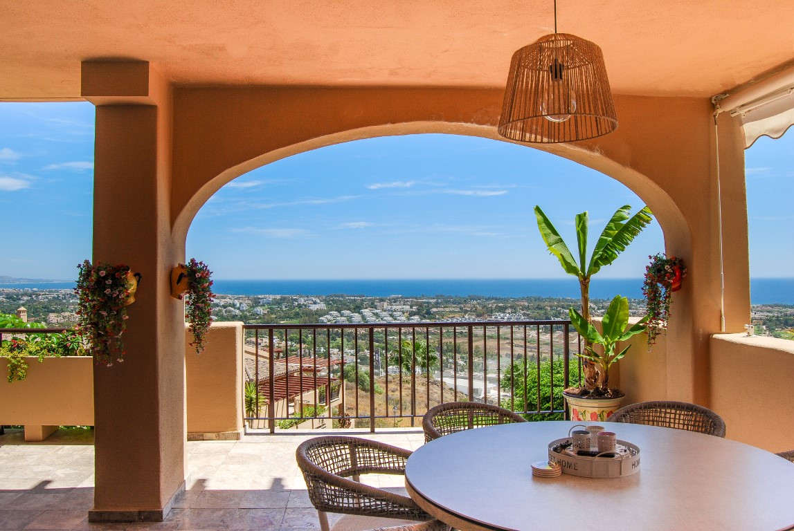 3 غرف نوم شقة في Estepona, Spain رقم 245480