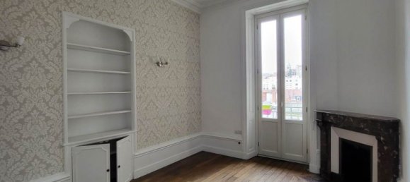 2 chambres Appartement à Annonay, France No. 208351 5