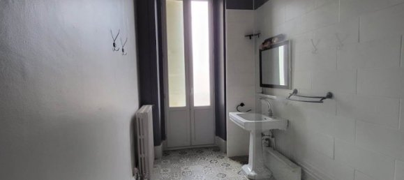2 chambres Appartement à Annonay, France No. 208351 4