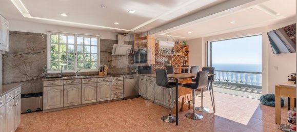 9 bedrooms House in Funchal, Portugal No. 29750 10