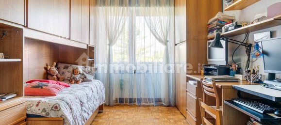 3 bedrooms Apartment in Cerro Maggiore, Italy No. 331050 8