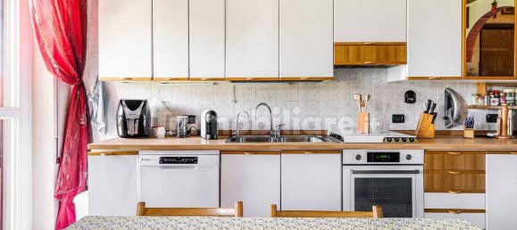 3 bedrooms Apartment in Cerro Maggiore, Italy No. 331050 3