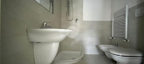 4 rooms Apartment in Rimini, Italy No. 117350 5