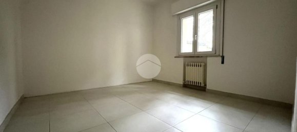 4 rooms Apartment in Rimini, Italy No. 117350 2