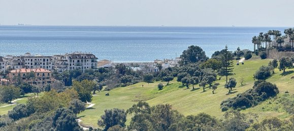 2 Schlafzimmer Penthouse in San Luis de Sabinillas, Spain, Nr. 148726 2