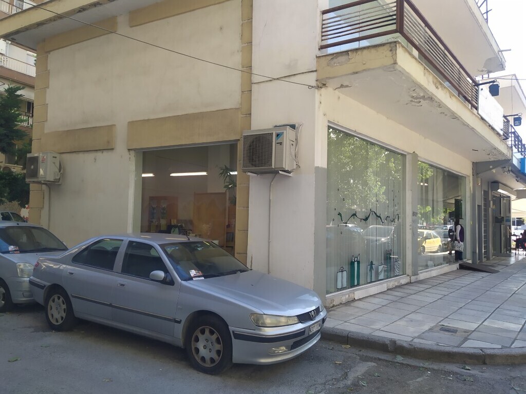 300m² Land in Thessaloniki, Greece No. 5326