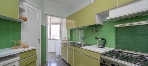 Apartamento de 2 dormitorios en Odivelas, Portugal No. 243282 10
