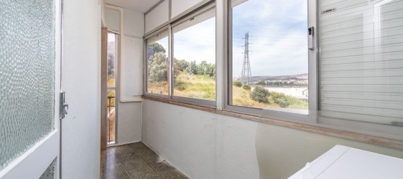 Apartamento de 2 dormitorios en Odivelas, Portugal No. 243282 11