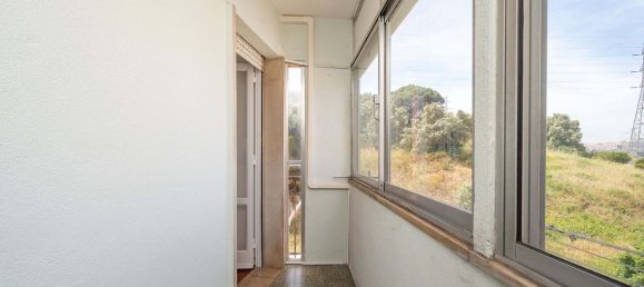 Apartamento de 2 dormitorios en Odivelas, Portugal No. 243282 12