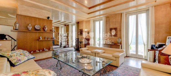 Villa de 6 dormitorios en Como, Italy No. 56725 4