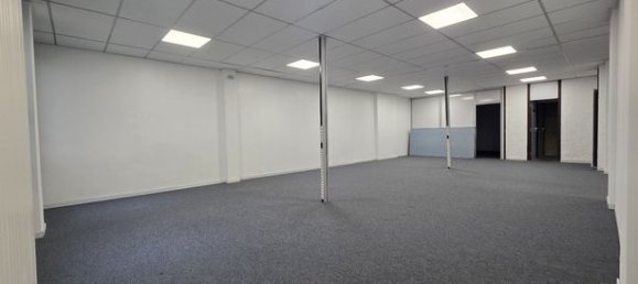360m² Office in Evreux, France No. 301526 3