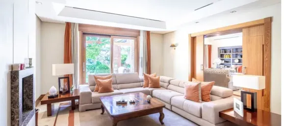 8 bedrooms Apartment in Alcobendas, Spain No. 19736 5