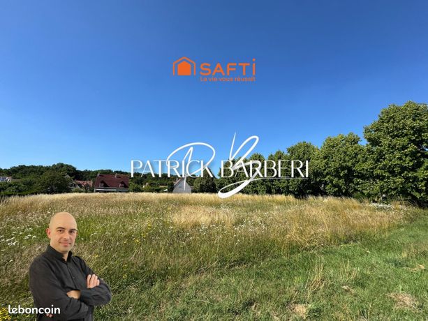 641m² Land in Menucourt, France No. 303383