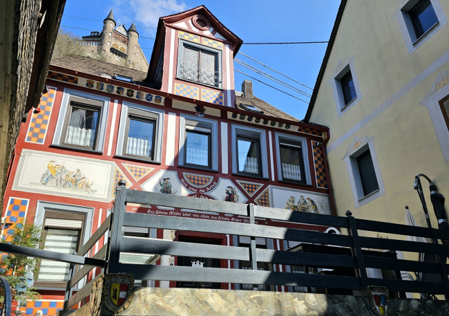 Casa de 6 divisões em Koblenz, Germany N.º 92342