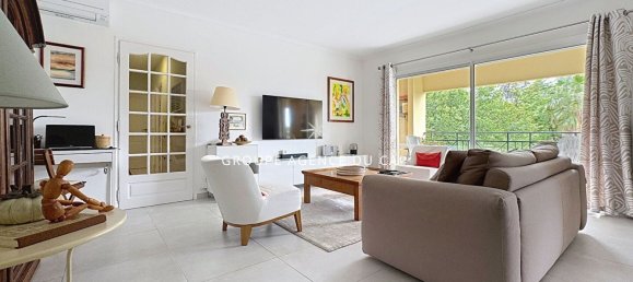 Apartamento de 2 dormitorios en Saint-Raphael, France No. 333337 3