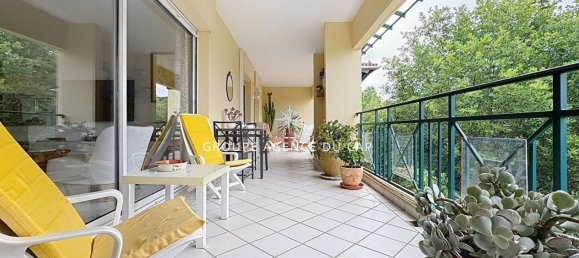 Apartamento de 2 dormitorios en Saint-Raphael, France No. 333337 2