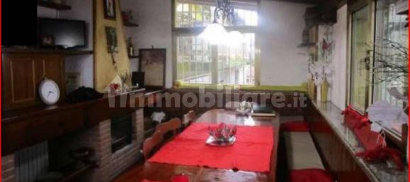 2 Schlafzimmer Wohnung in Sannazzaro de' Burgondi, Italy, Nr. 378753 8