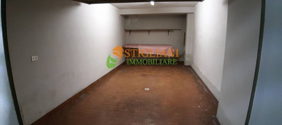 7 rooms Apartment in Campobasso, Italy No. 130739 25