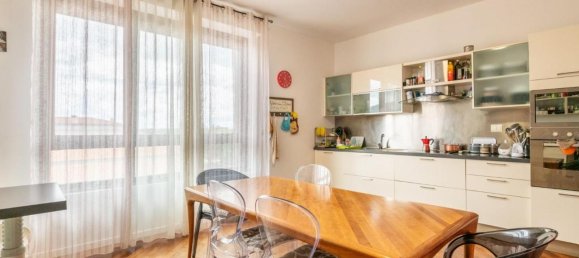 6 rooms Apartment in Cascina, Italy No. 71027 28