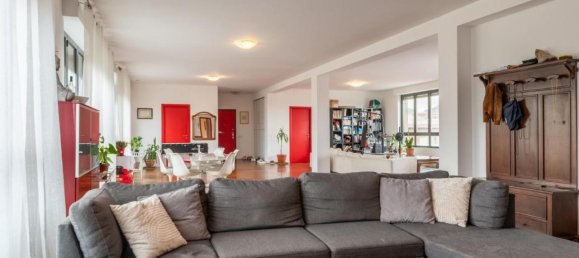 6 rooms Apartment in Cascina, Italy No. 71027 25