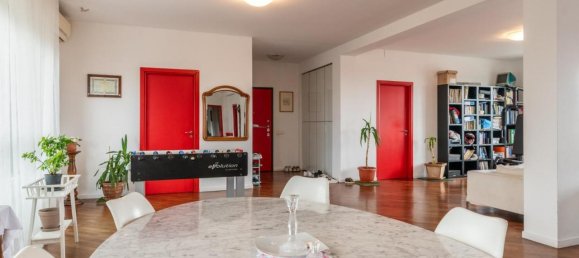 6 rooms Apartment in Cascina, Italy No. 71027 22