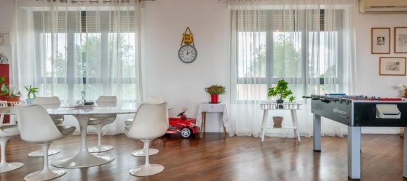 6 rooms Apartment in Cascina, Italy No. 71027 17