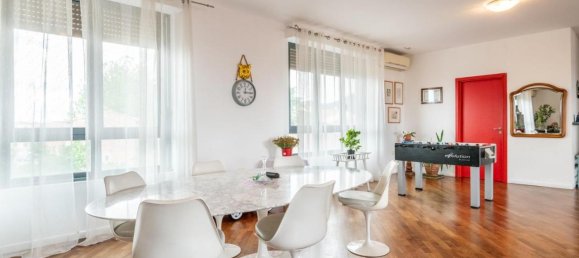 6 rooms Apartment in Cascina, Italy No. 71027 21