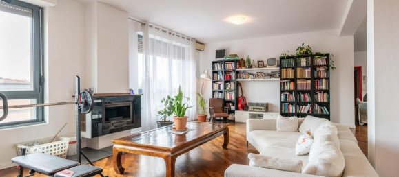 6 rooms Apartment in Cascina, Italy No. 71027 20