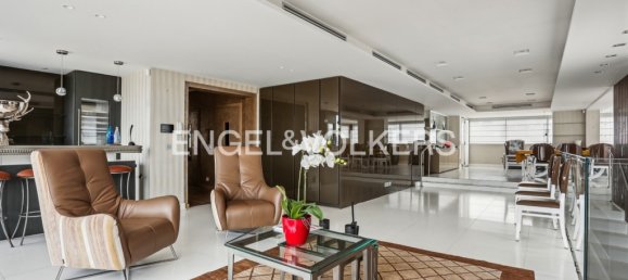 4 bedrooms Penthouse in Paris, France No. 168061 5