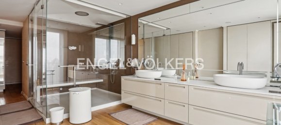 4 bedrooms Penthouse in Paris, France No. 168061 18