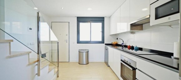 3 Schlafzimmer Doppelhaus in Alicante, Spain, Nr. 185686 2