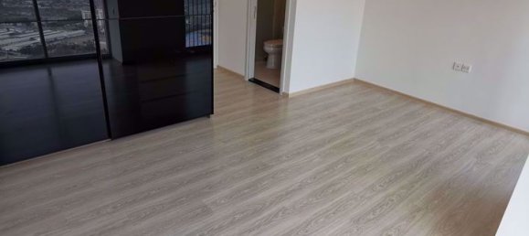 Кондоминиум  с 1 спальней в Хуай Кванг, Таиланд № 10156 2