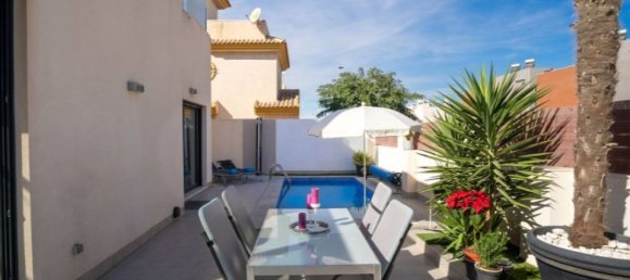 5 bedrooms Villa in Torrevieja, Spain No. 176579 6